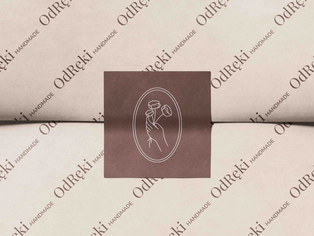 logo-odreki-handmade-na-papierze-pakowanie-mockup